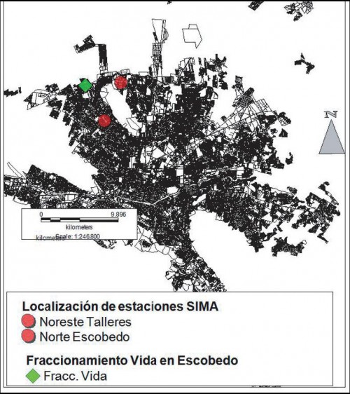 Fig. 2. Localización de las dos estaciones meteorológicas y el caso de estudio en el área metropolitana de Monterrey, N.L. Fuente: Elaboración propia con base en datos de SIMA e IVN). (9,10)